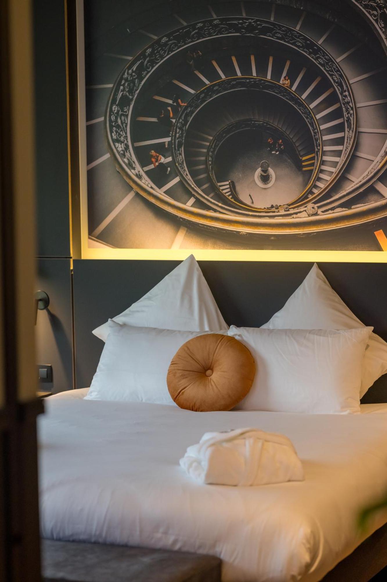 Miura Hotel Voglans Eksteriør billede
