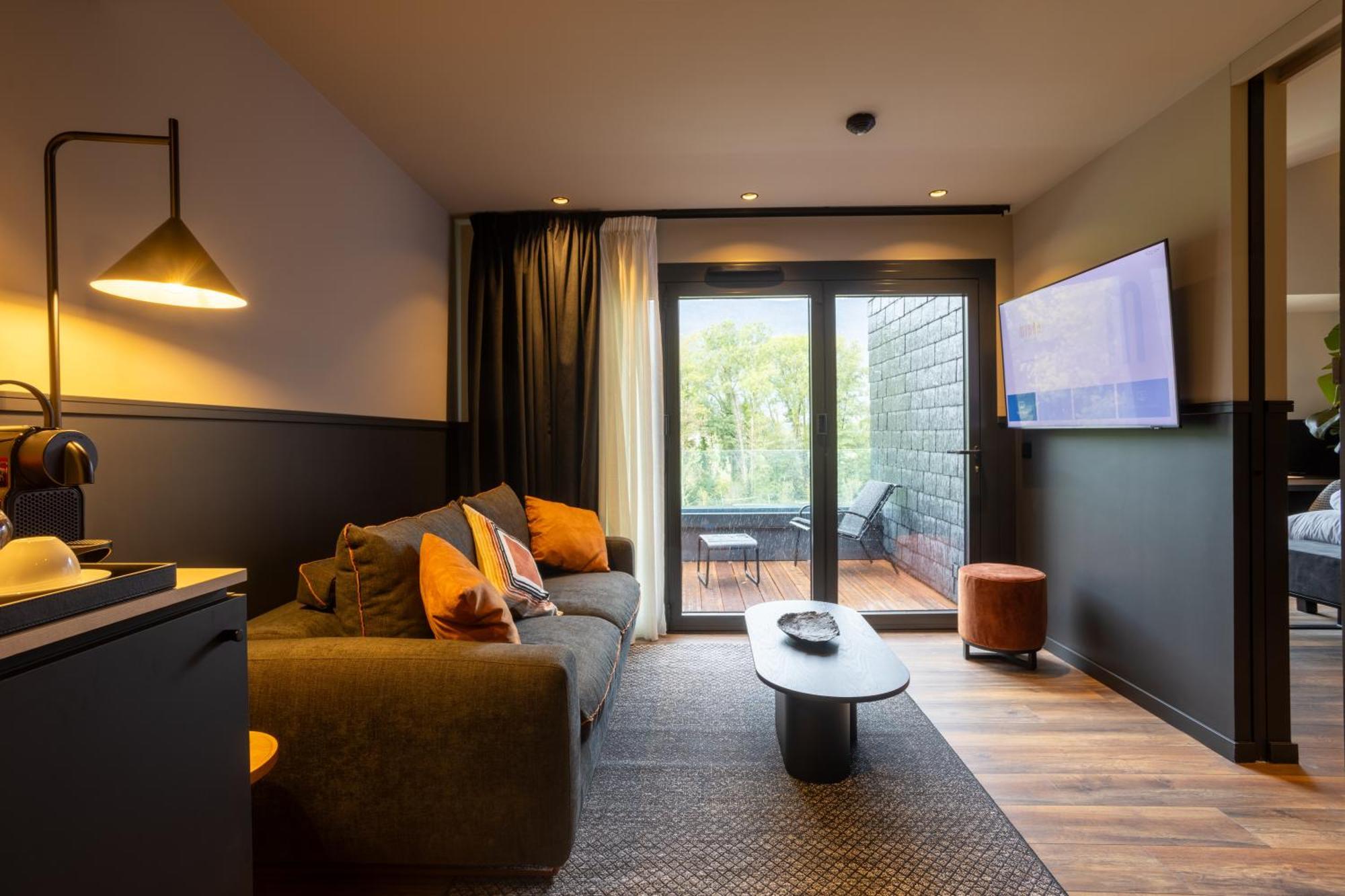 Miura Hotel Voglans Eksteriør billede