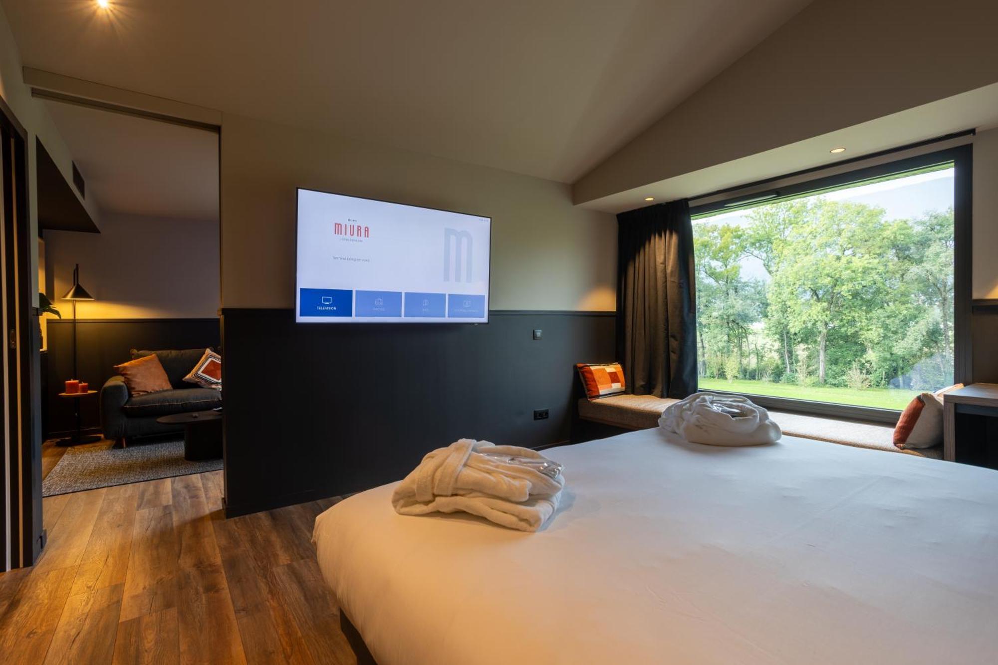 Miura Hotel Voglans Eksteriør billede