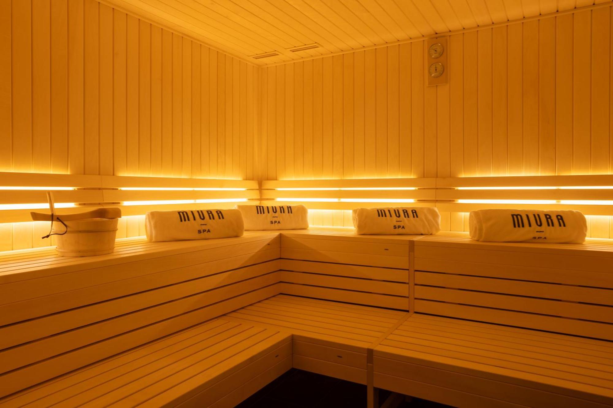 Miura Hotel Voglans Eksteriør billede