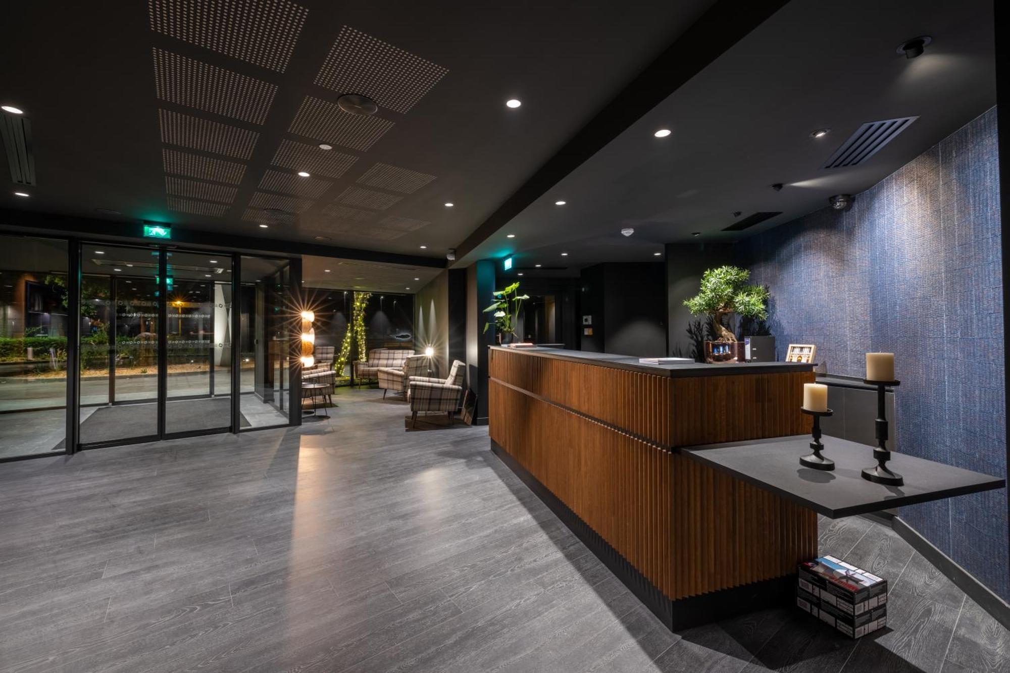 Miura Hotel Voglans Eksteriør billede