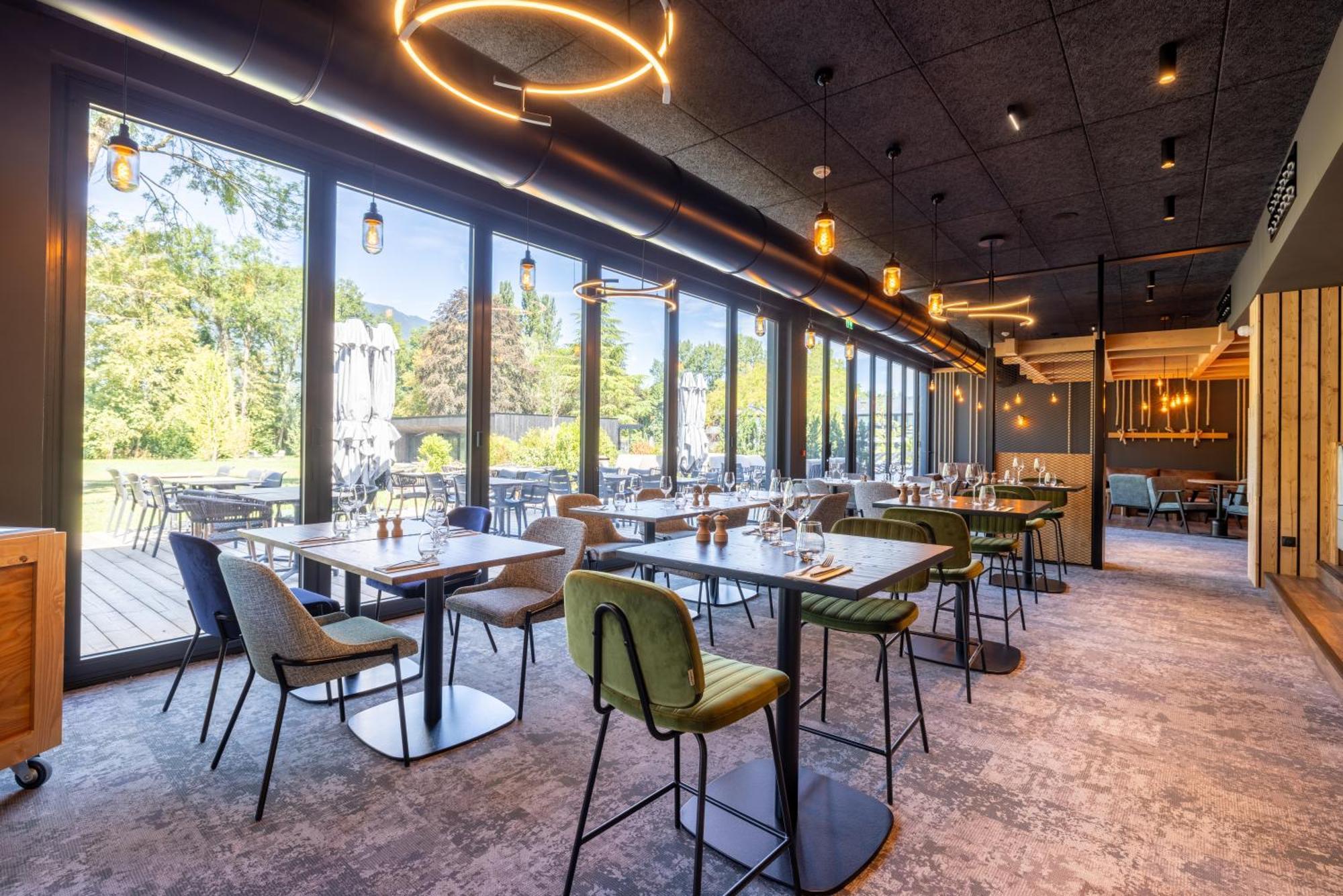 Miura Hotel Voglans Eksteriør billede