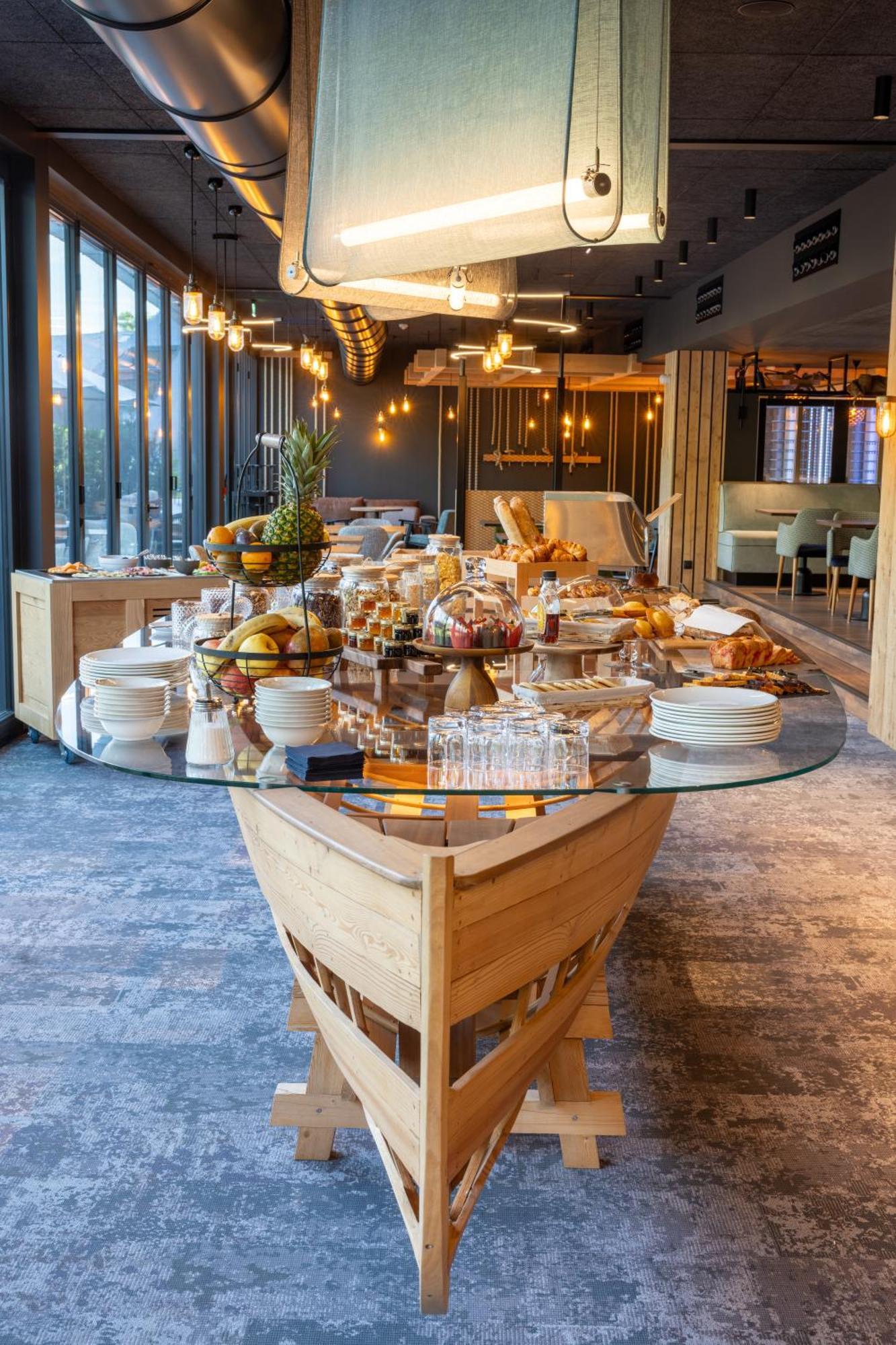 Miura Hotel Voglans Eksteriør billede
